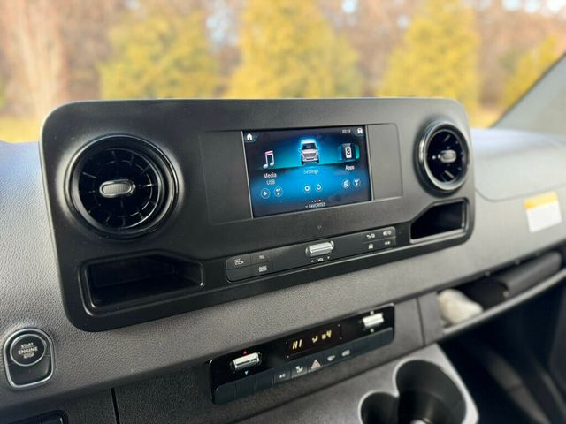 2023 Mercedes-Benz Sprinter Cargo Van 2500 High Roof I4 Gas 170" RWD - 22984220 - 32