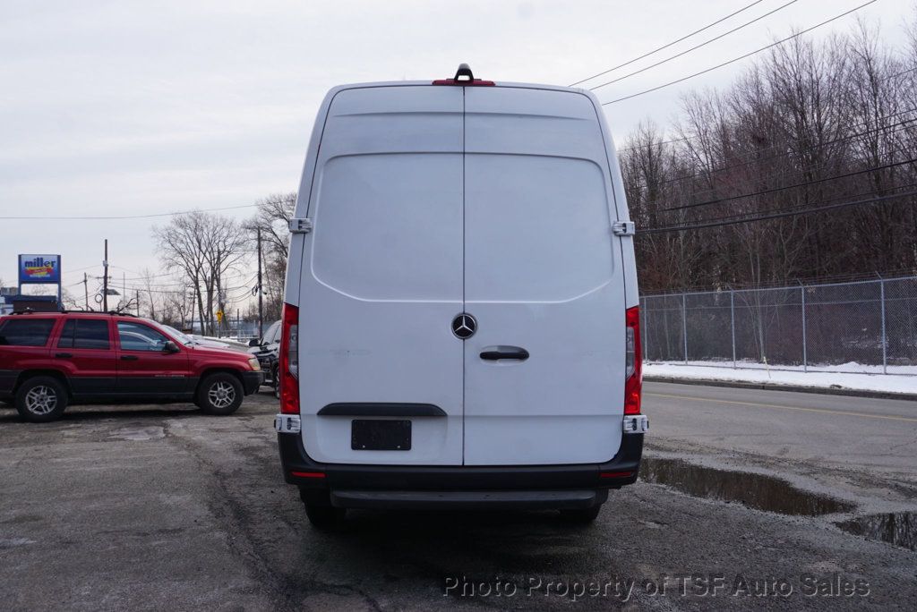 2023 Mercedes-Benz Sprinter Cargo Van 2500 High Roof I4 Gas 170" RWD - 22975934 - 5
