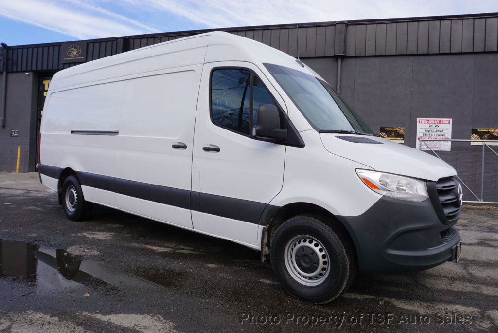 2023 Mercedes-Benz Sprinter Cargo Van 2500 High Roof I4 Gas 170" RWD - 22975934 - 8