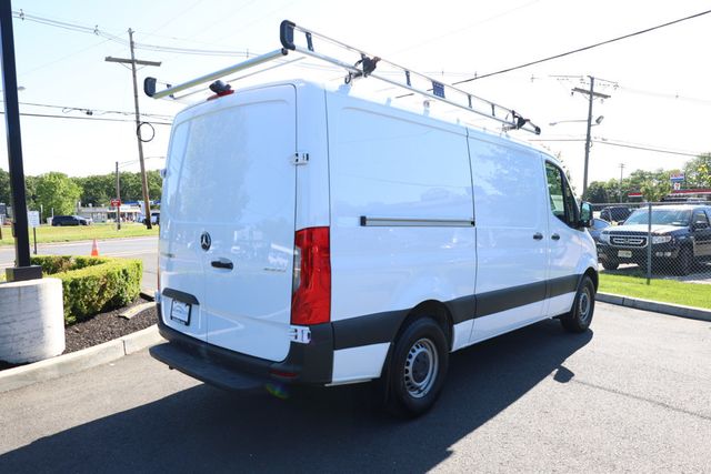 2023 Mercedes-Benz Sprinter Cargo Van 2500 Standard Roof I4 Diesel 144" RWD - 23033680 - 4