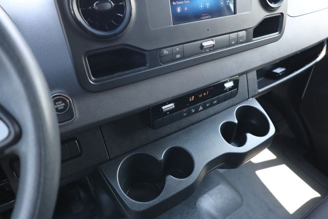 2023 Mercedes-Benz Sprinter Cargo Van 2500 Standard Roof I4 Diesel 144'' RWD w/ Premium Package - 23029319 - 14