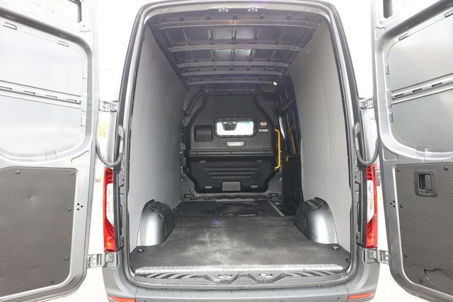2023 Mercedes-Benz Sprinter Cargo Van 2500 Standard Roof I4 Diesel HO 144" 4WD - 23019550 - 18