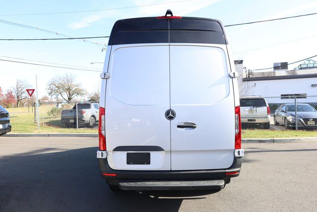 2023 Mercedes-Benz Sprinter Cargo Van 2500 Standard Roof I4 Diesel HO 144" RWD - 22947915 - 3