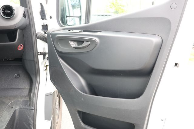 2023 Mercedes-Benz Sprinter Cargo Van 2500 Standard Roof I4 Gas 144" RWD - 23020168 - 23