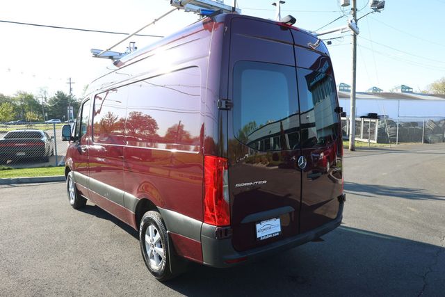 2023 Mercedes-Benz Sprinter Crew Van 2500 Standard Roof I4 Gas 144" RWD - 23022434 - 2