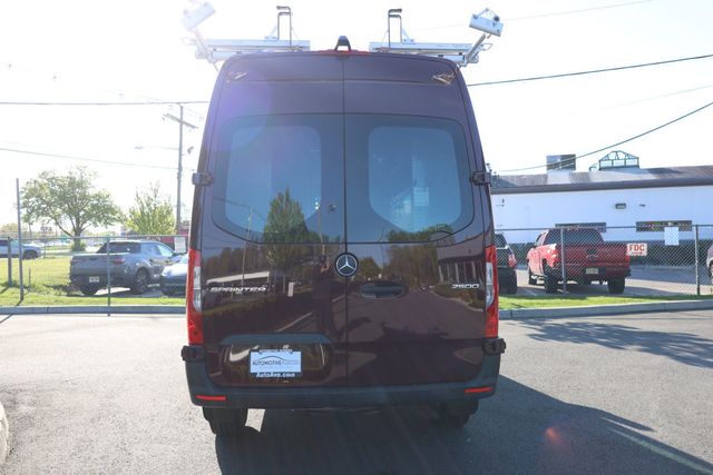 2023 Mercedes-Benz Sprinter Crew Van 2500 Standard Roof I4 Gas 144" RWD - 23022434 - 3