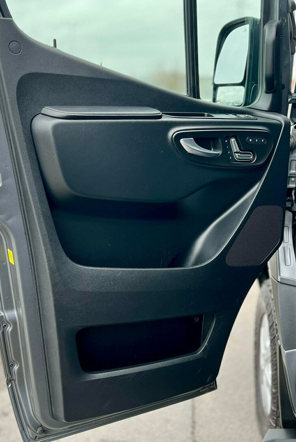 2023 Mercedes-Benz Sprinter Passenger Van 2500 - 22936371 - 10