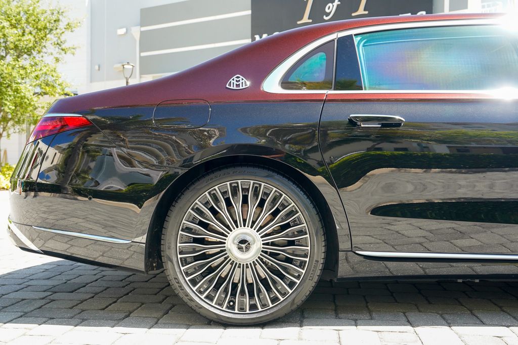 2023 Mercedes-Benz S-Class Maybach S 580 4MATIC Sedan - 23044612 - 30