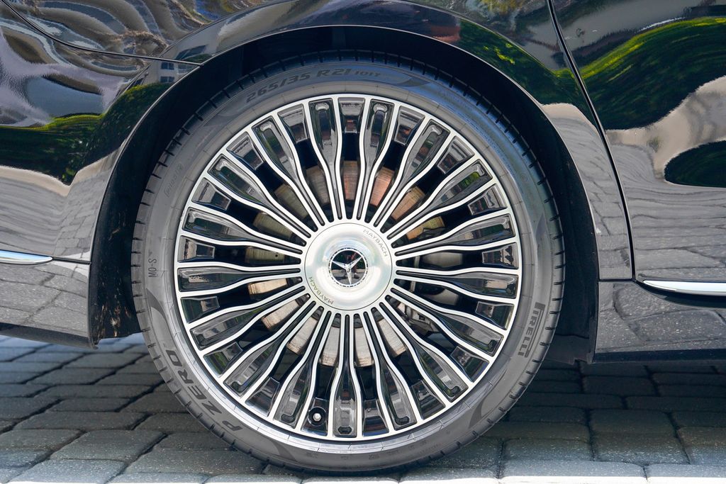 2023 Mercedes-Benz S-Class Maybach S 580 4MATIC Sedan - 23044612 - 31