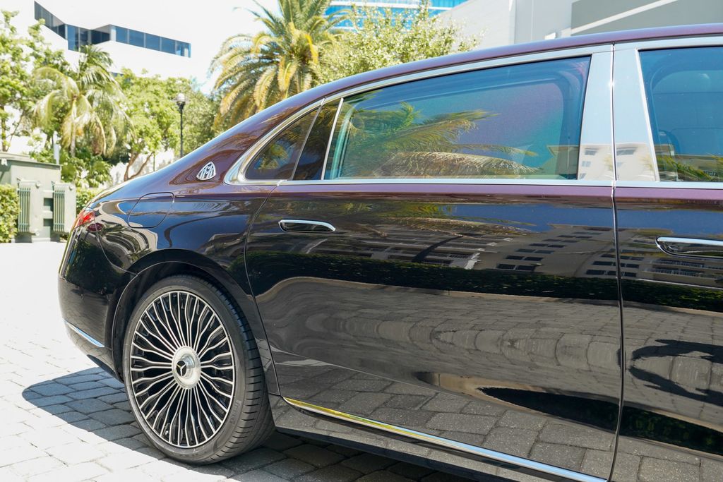 2023 Mercedes-Benz S-Class Maybach S 580 4MATIC Sedan - 23044612 - 49