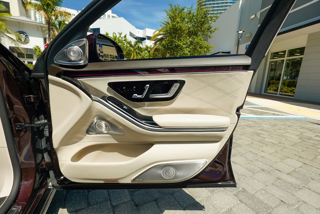 2023 Mercedes-Benz S-Class Maybach S 580 4MATIC Sedan - 23044612 - 86