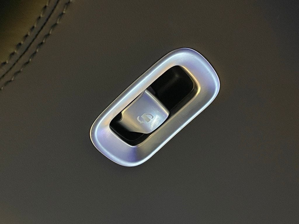 2023 Mercedes-Benz S-Class Maybach S 680 4MATIC Sedan - 22988459 - 37