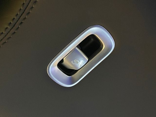 2023 Mercedes-Benz S-Class Maybach S 680 4MATIC Sedan - 22988459 - 37