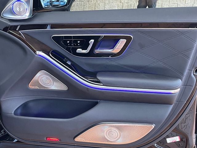 2023 Mercedes-Benz S-Class Maybach S 680 4MATIC Sedan - 22988459 - 55