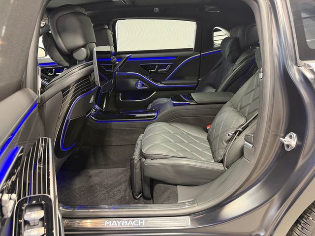 2023 Mercedes-Benz S-Class Maybach S 680 4MATIC Sedan - 23065559 - 30