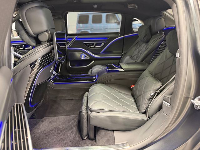 2023 Mercedes-Benz S-Class Maybach S 680 4MATIC Sedan - 23065559 - 47