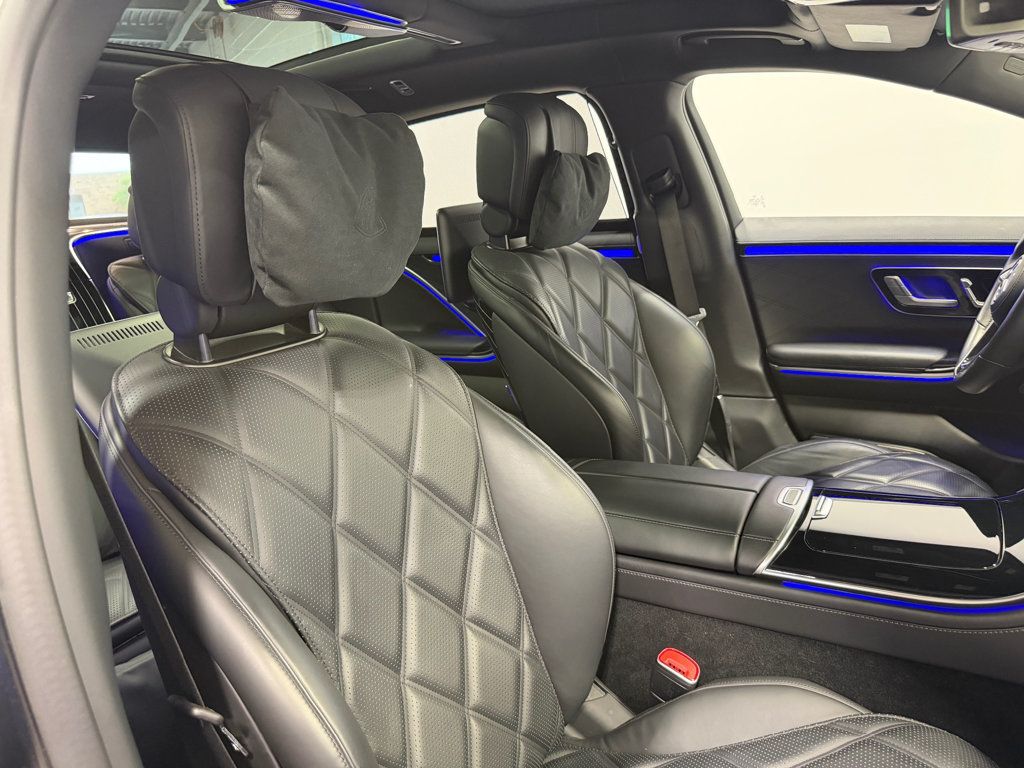 2023 Mercedes-Benz S-Class Maybach S 680 4MATIC Sedan - 23065559 - 70