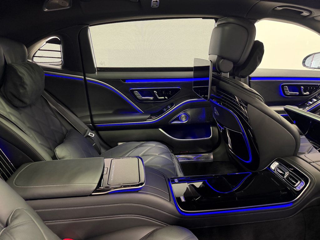 2023 Mercedes-Benz S-Class Maybach S 680 4MATIC Sedan - 23065559 - 71