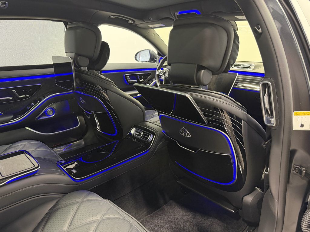 2023 Mercedes-Benz S-Class Maybach S 680 4MATIC Sedan - 23065559 - 72