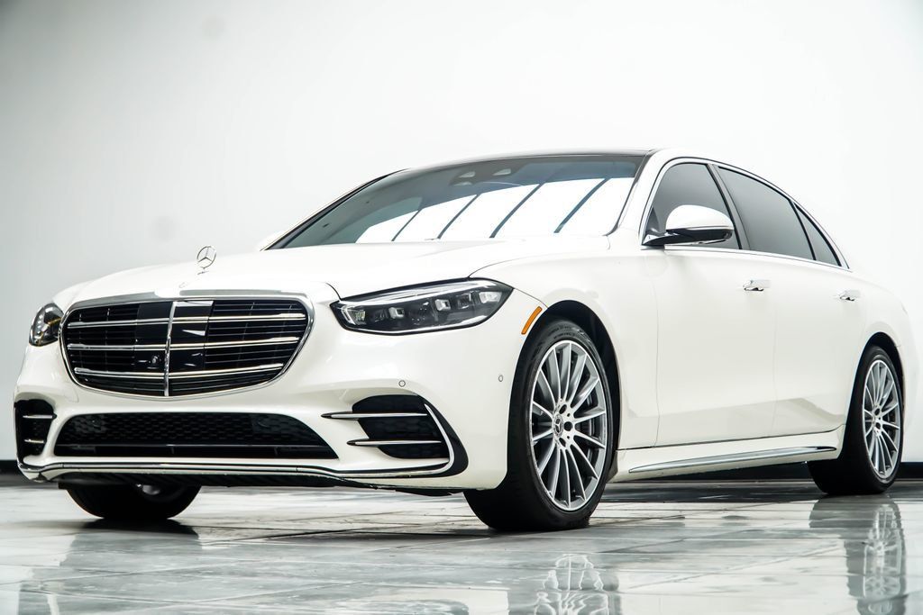 Mercedes-Benz S-Class photo 11