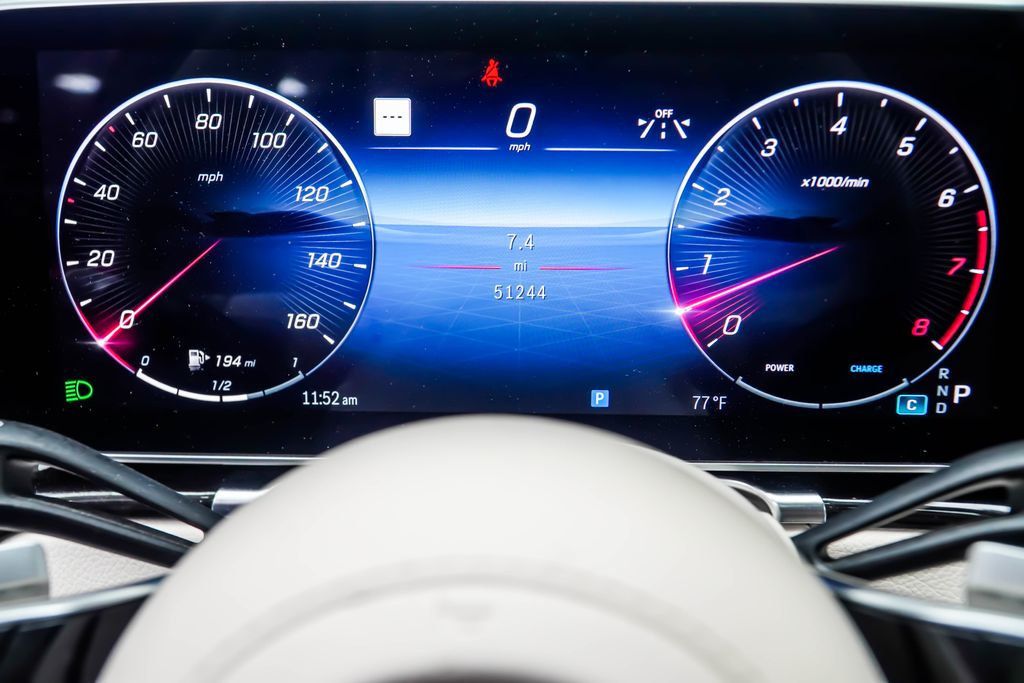 Mercedes-Benz S-Class photo 37