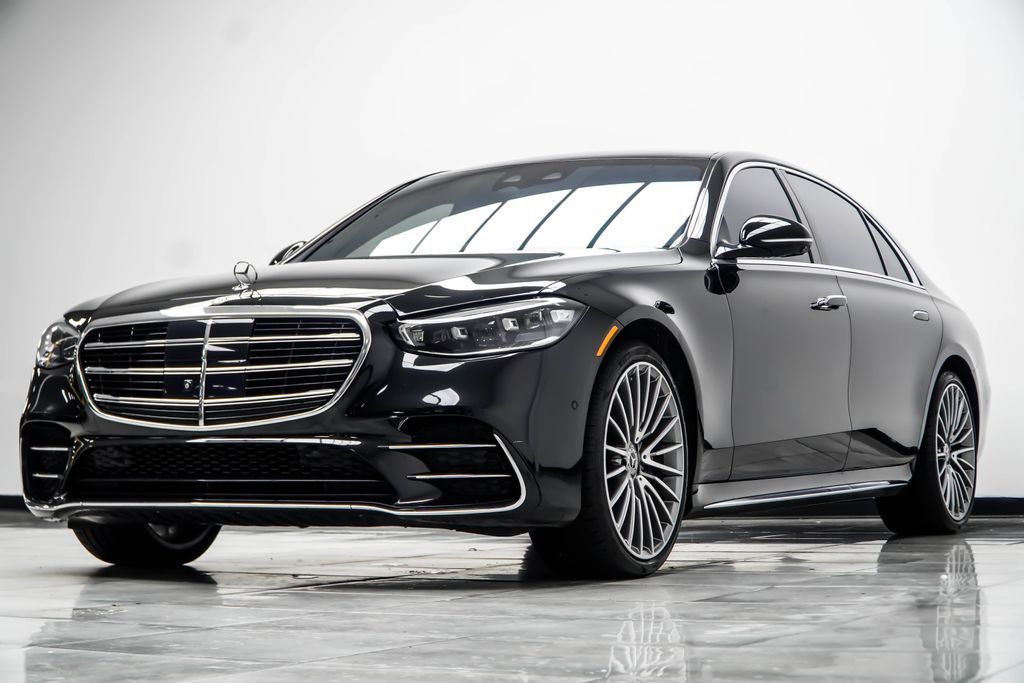 Mercedes-Benz S-Class photo 11