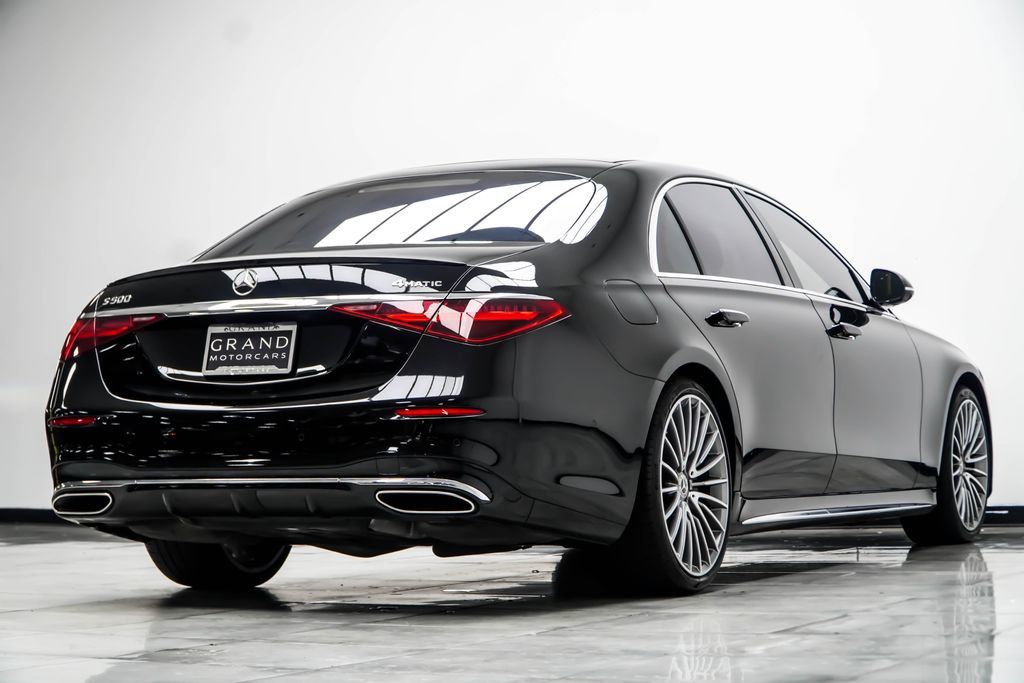 Mercedes-Benz S-Class photo 15