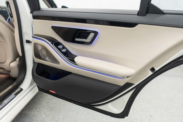 2023 Mercedes-Benz S-Class S 500 4MATIC Sedan - 22973132 - 32