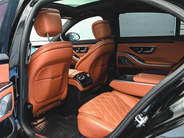 2023 Mercedes-Benz S-Class S 580 - 22981705 - 34