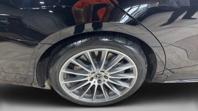 2023 Mercedes-Benz S-Class S 580 4MATIC Sedan - 22972308 - 19
