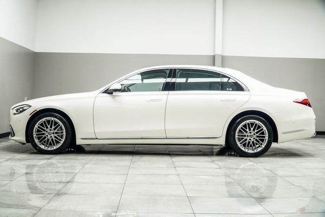 2023 Mercedes-Benz S-Class S 580 4MATIC Sedan - 22933447 - 9
