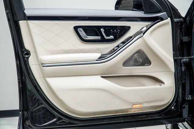 2023 Mercedes-Benz S-Class S 580 4MATIC Sedan - 22990234 - 32