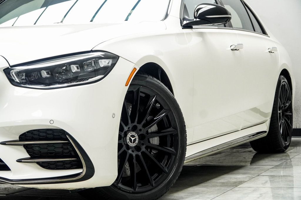 2023 Mercedes Benz S 580 4MATIC photo 3