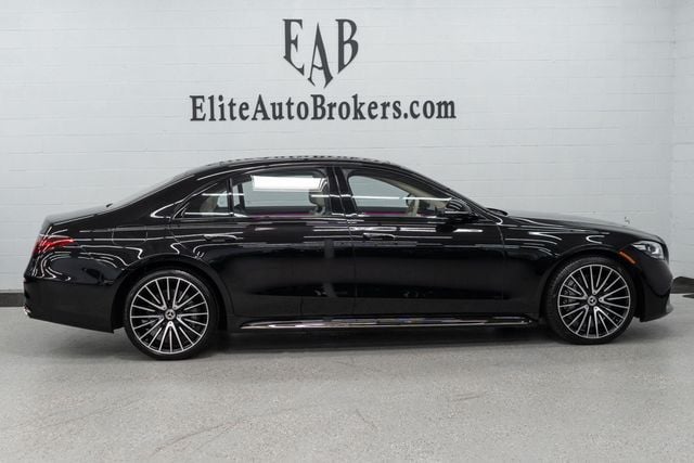 2023 Mercedes-Benz S-Class S 580 4MATIC Sedan - 22556581 - 3