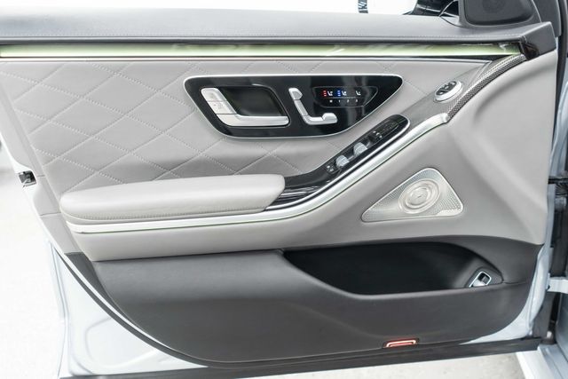 2023 Mercedes-Benz S-Class S 580 4MATIC Sedan - 23006853 - 17