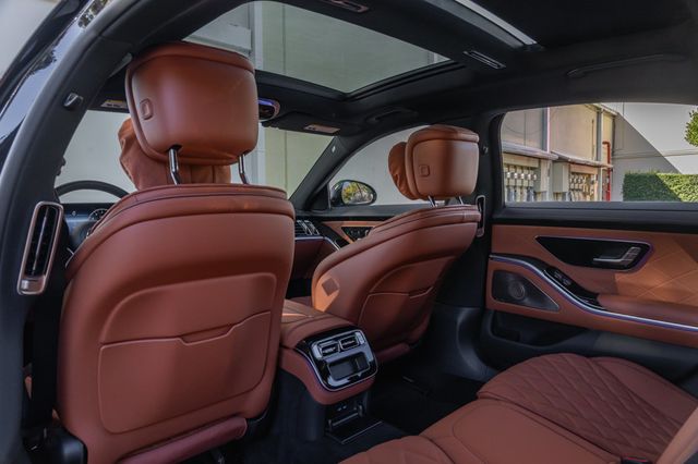 2023 Mercedes-Benz S-Class S 580 4MATIC Sedan - 22965882 - 19