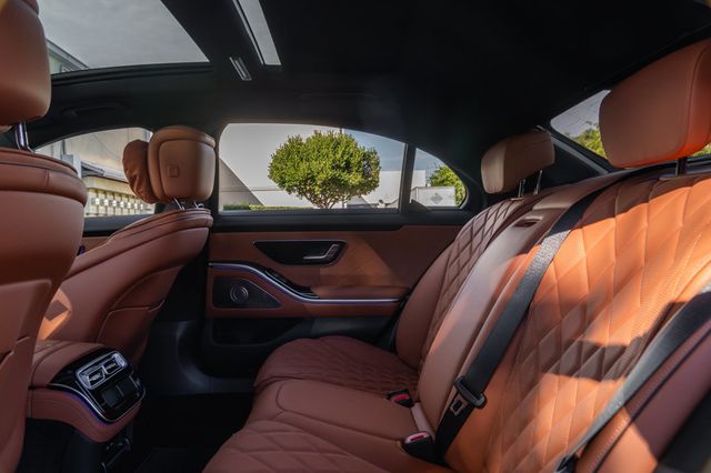 2023 Mercedes-Benz S-Class S 580 4MATIC Sedan - 22965882 - 20