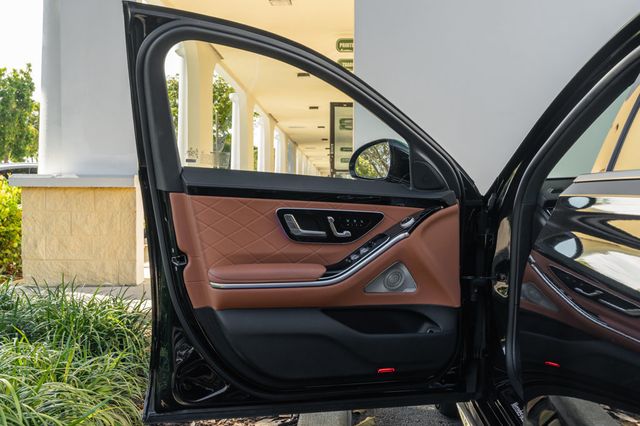 2023 Mercedes-Benz S-Class S 580 4MATIC Sedan - 22965882 - 31