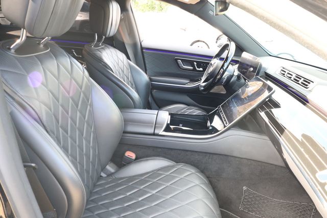 2023 Mercedes-Benz S-Class S 580 4MATIC Sedan with AMG Line and Warmth & Comfort Packages - 22940145 - 23