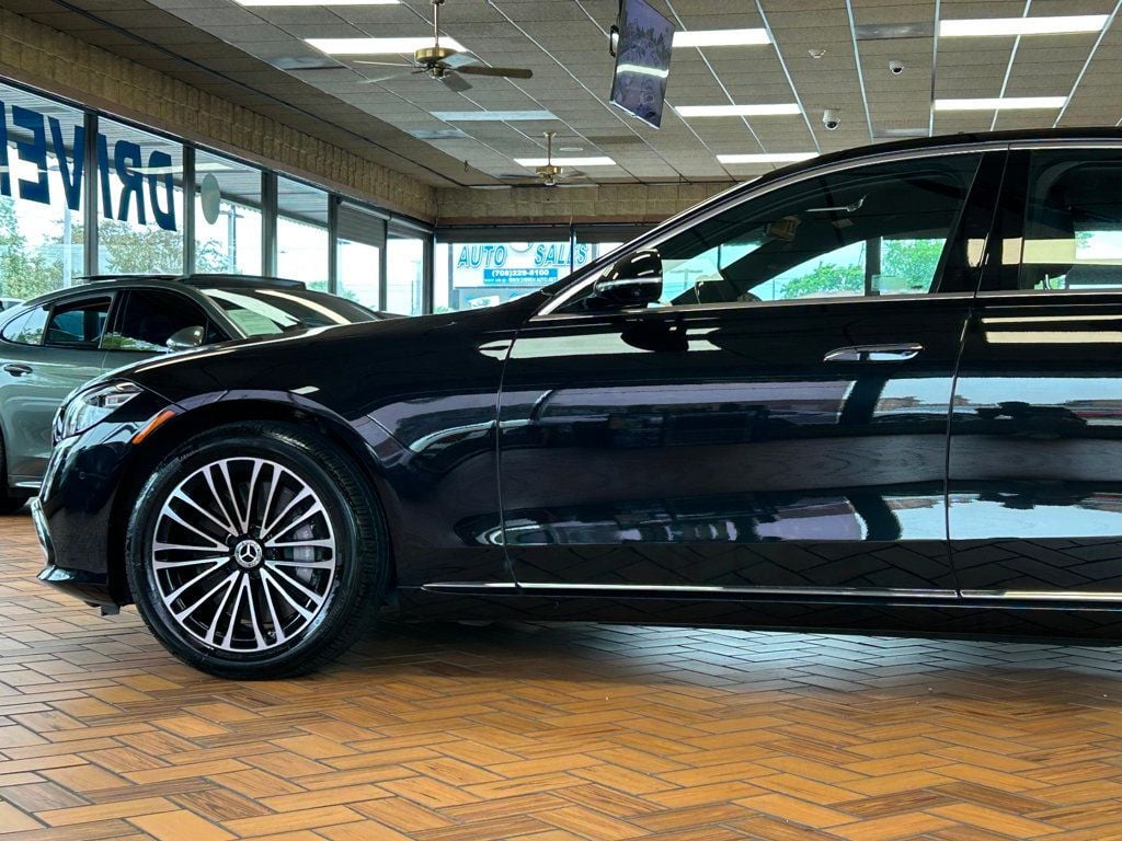 2023 Mercedes Benz S 580e 4MATIC photo 2