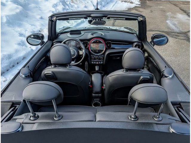 2023 MINI Convertible John Cooper Works's photo