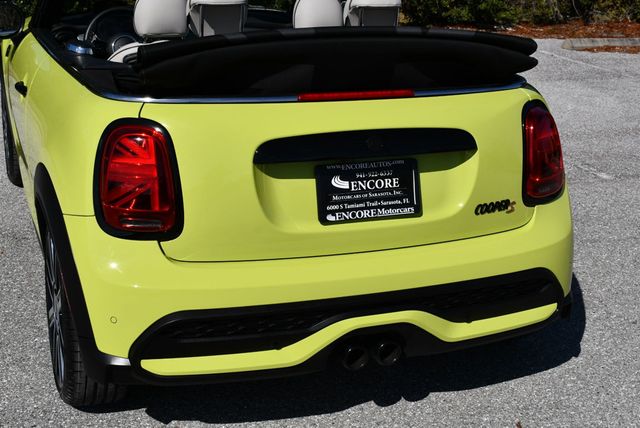 2023 MINI Cooper S Convertible W/Iconic Trim 2.0 and Touchscreen Navigation - 22971815 - 9