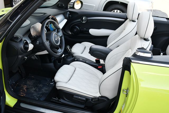 2023 MINI Cooper S Convertible W/Iconic Trim 2.0 and Touchscreen Navigation - 22971815 - 13
