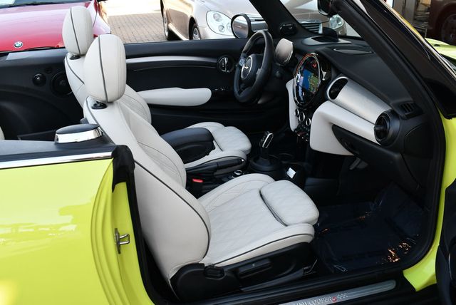 2023 MINI Cooper S Convertible W/Iconic Trim 2.0 and Touchscreen Navigation - 22971815 - 18