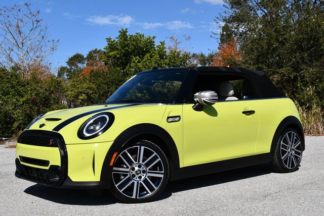 2023 MINI Cooper S Convertible W/Iconic Trim 2.0 and Touchscreen Navigation - 22971815 - 1