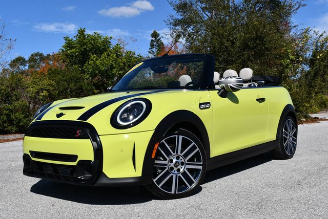 2023 MINI Cooper S Convertible W/Iconic Trim 2.0 and Touchscreen Navigation - 22971815 - 19