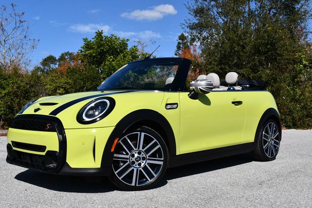 2023 MINI Cooper S Convertible W/Iconic Trim 2.0 and Touchscreen Navigation - 22971815 - 21