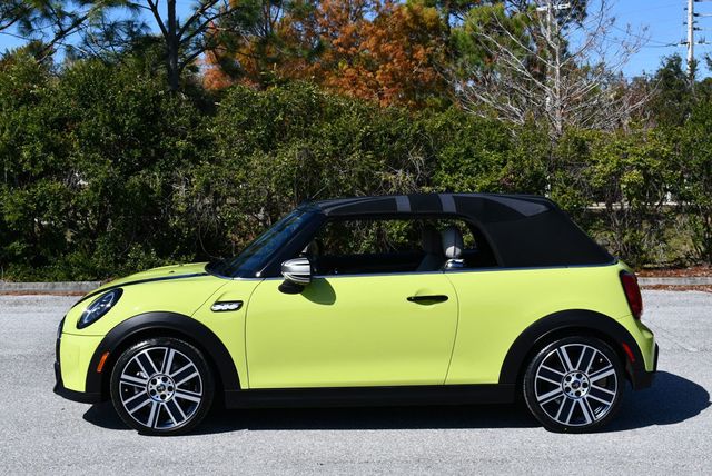 2023 MINI Cooper S Convertible W/Iconic Trim 2.0 and Touchscreen Navigation - 22971815 - 32