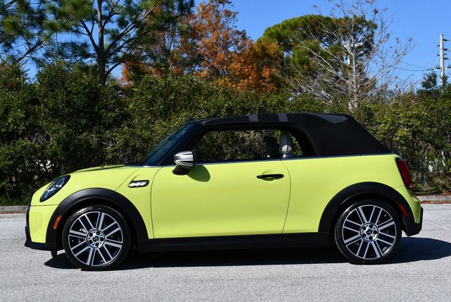 2023 MINI Cooper S Convertible W/Iconic Trim 2.0 and Touchscreen Navigation - 22971815 - 33