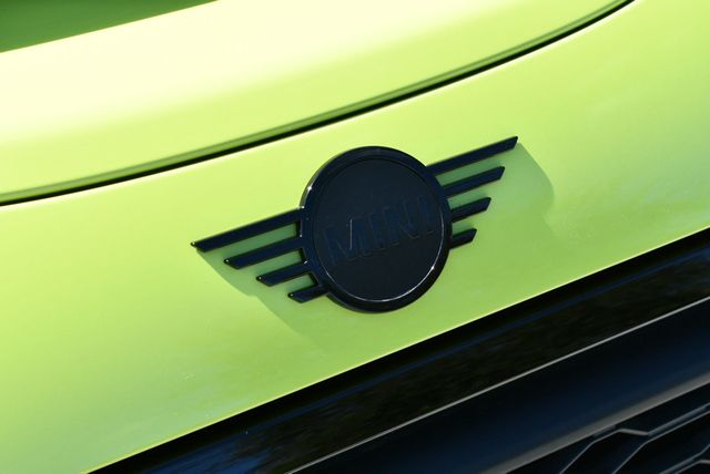 2023 MINI Cooper S Convertible W/Iconic Trim 2.0 and Touchscreen Navigation - 22971815 - 53